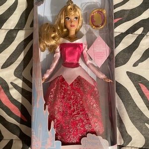 Disney princess Aurora doll new in box